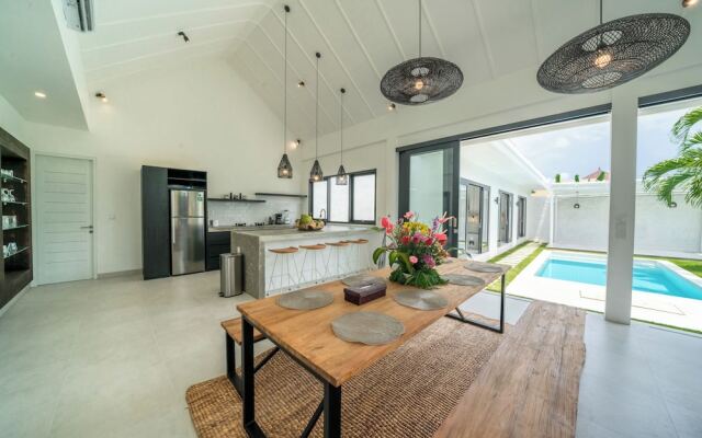 Villa Isyan - 3BR Villa in Canggu