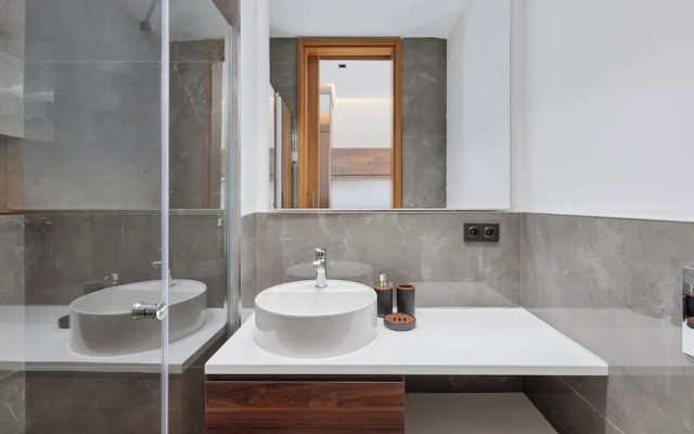 Bayview Hills Luxury Residences