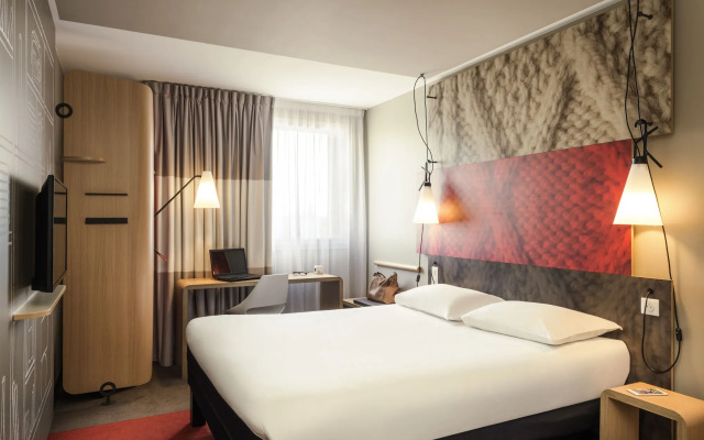 ibis Manchester Centre 96 Portland Street