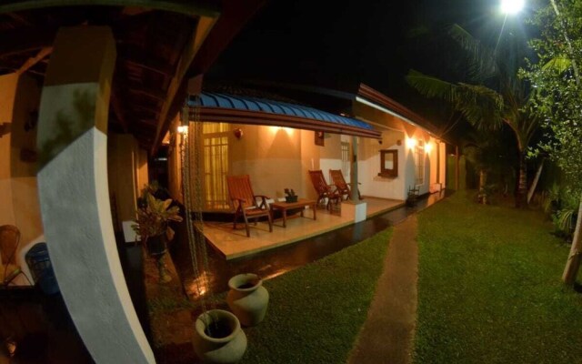 Royal Waves Negombo