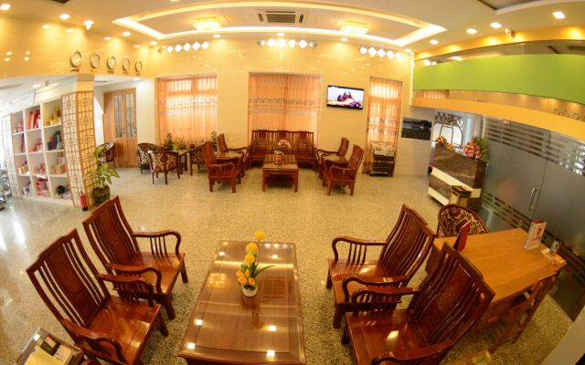 Kaung Myint Hotel