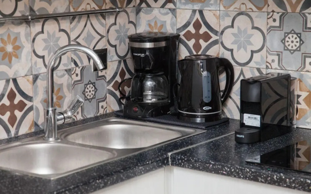 Metaxourgio 2 Bd Gem for Urban Explorers