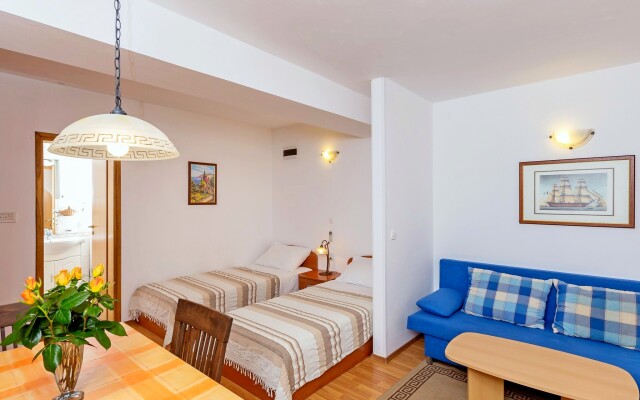 Apartments Niksa