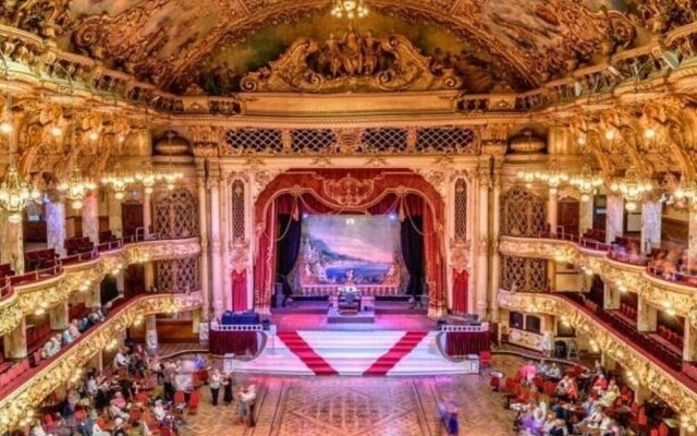 The New Osterley Hotel