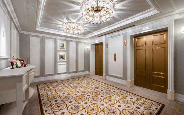 Takarazuka Hotel