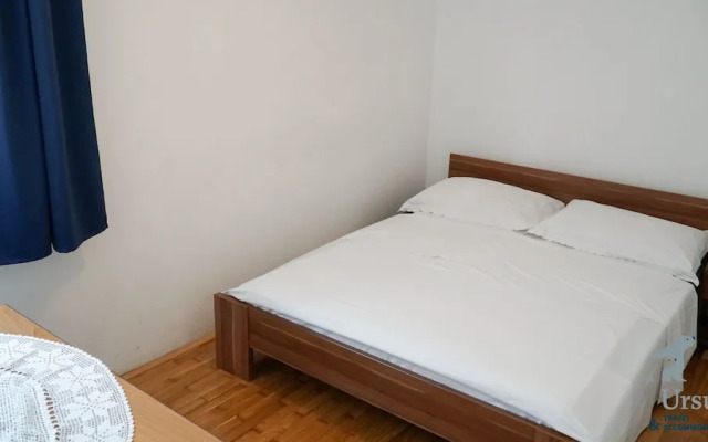 Duplex Apartment Tinel