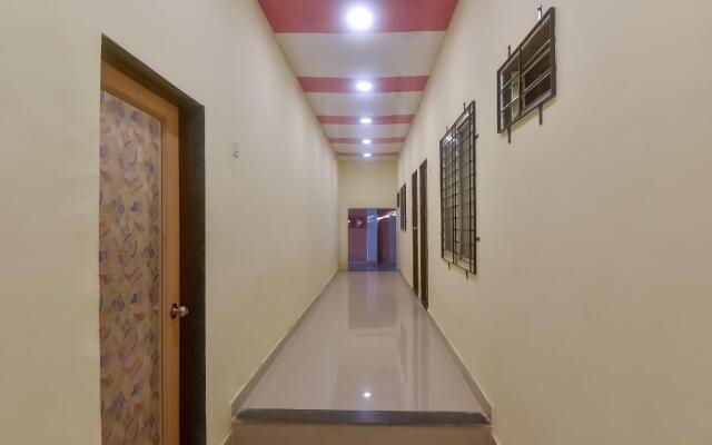 OYO Flagship 44010 Ananda Inn