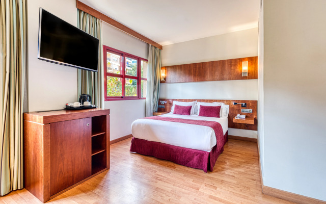 Senator Huelva Hotel