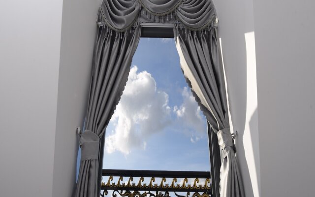 Hana Hotel
