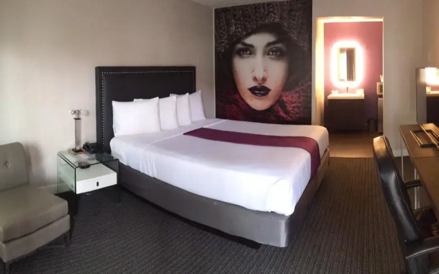 Hotel Iris - San Diego