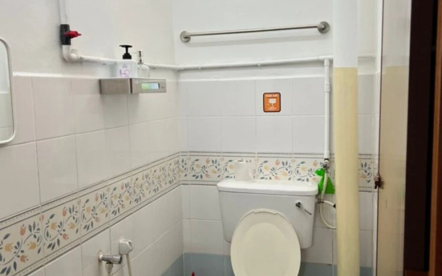 OYO  Homes 90522 Alma Sweet Home