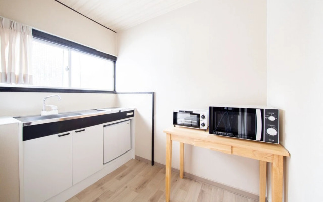 S Flat Kasugade Naka