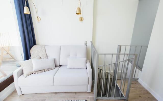 One&Lux Byron Suites