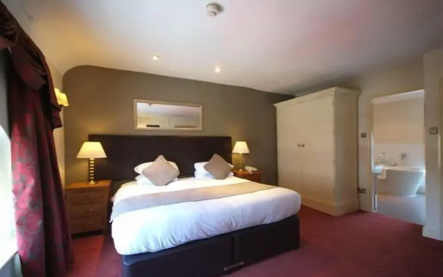 Dog & Partridge Hotel by Greene King Inns