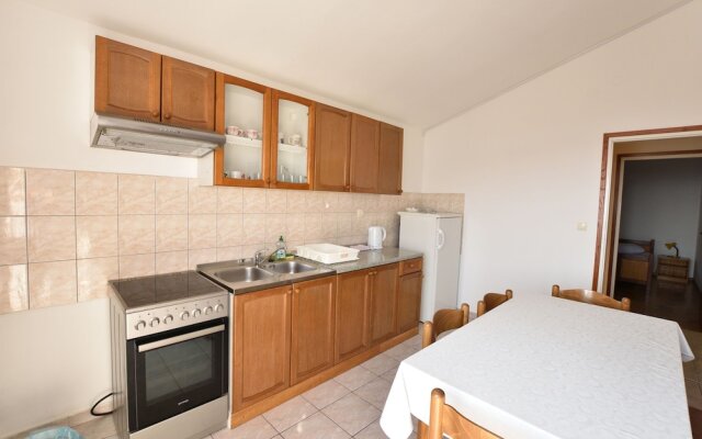 Apartment Damir