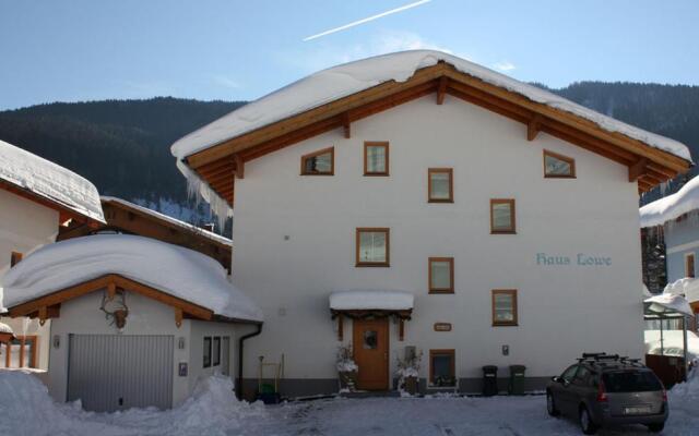 Haus Lowe