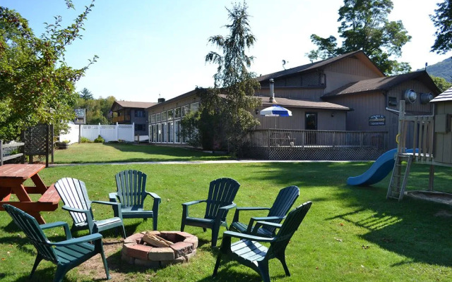 The Kancamagus Lodge