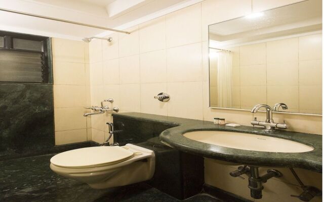 OYO 428 Hotel Sudarshan