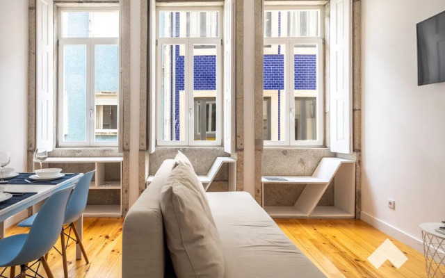 Mitch1 · Spacious Duplex in Porto's Downtown A/C