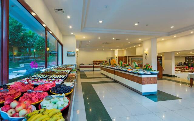 Miarosa İncekum Beach Hotel