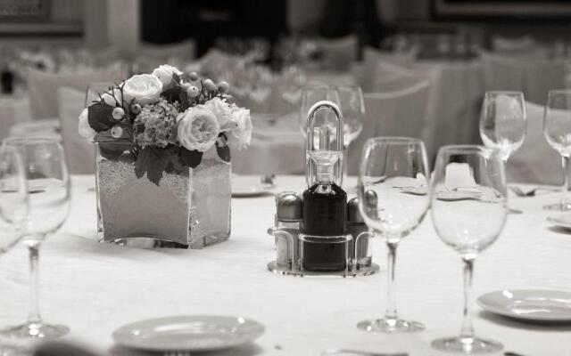 Hotel Pirineo Figueres by Pierre and Vacances