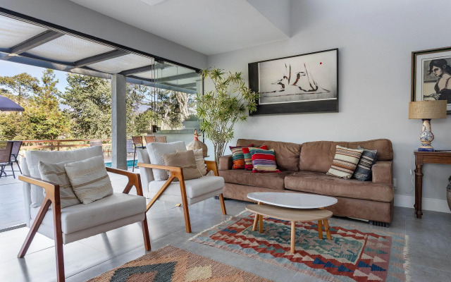 Casa Linda em Itaipava, 4 suítes, sauna, A/C