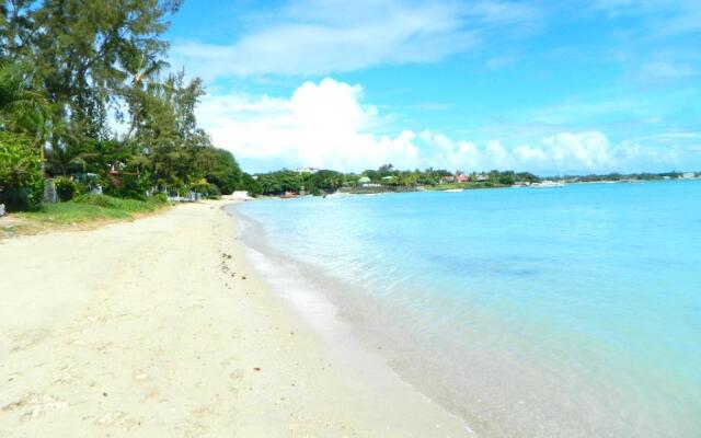 Ariel Beach Villa*