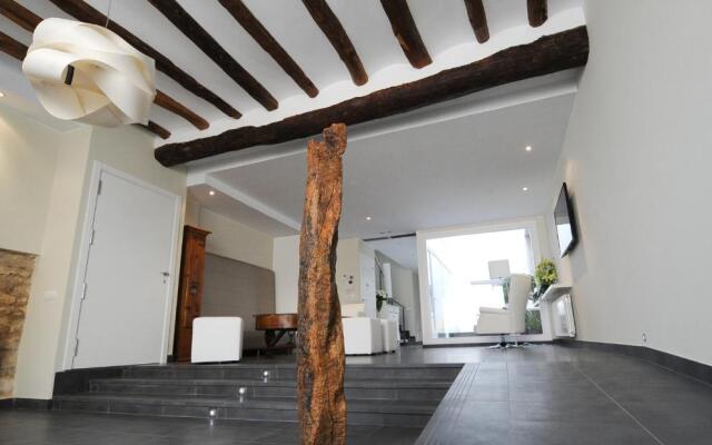 Apartamentos Turísticos Mirablanc