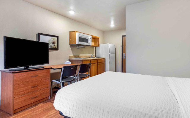 Studio 6 Extended Stay Shreveport Airport LA