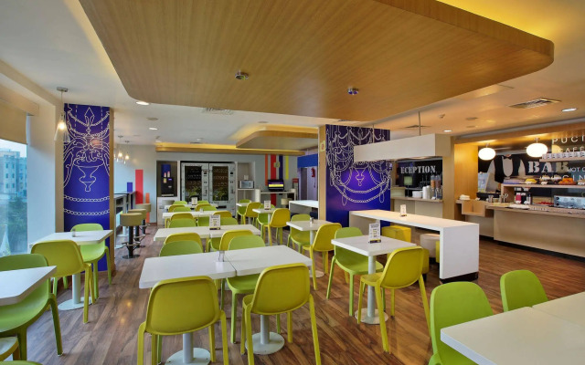Holiday Inn Express Ahmdabad Prahlad Nagar by IHG