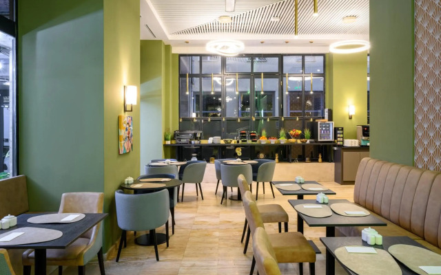 M-Square Hotel