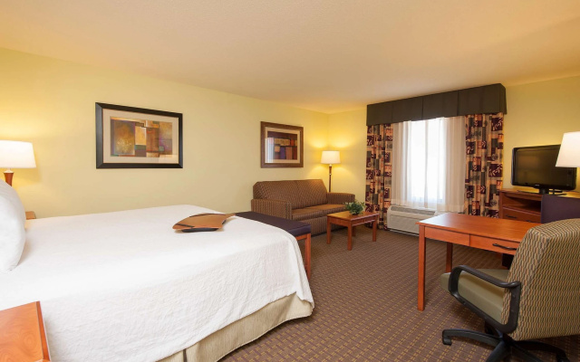 Hampton Inn Macomb
