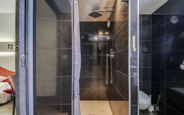 Brit Hotel Porte d’Espagne