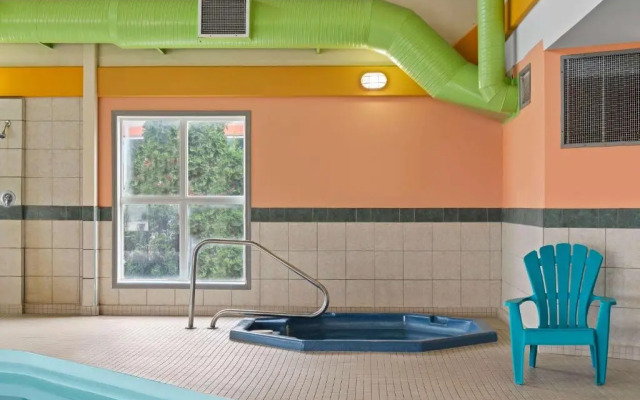 Days Inn - Steinbach