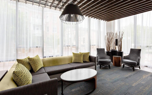 Courtyard by Marriott Knoxville Downtown
