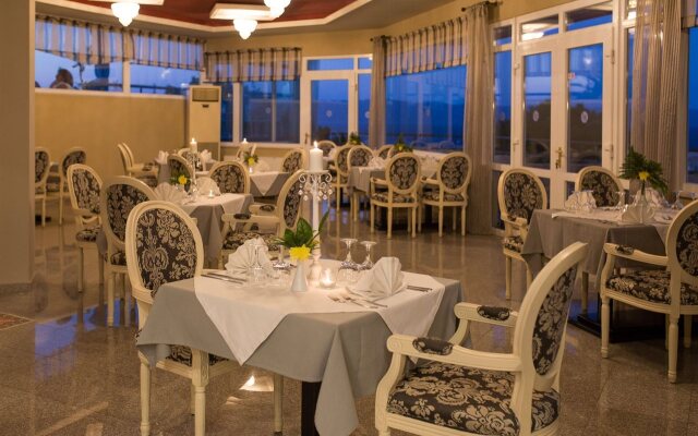 Sunrise Resort Hotel