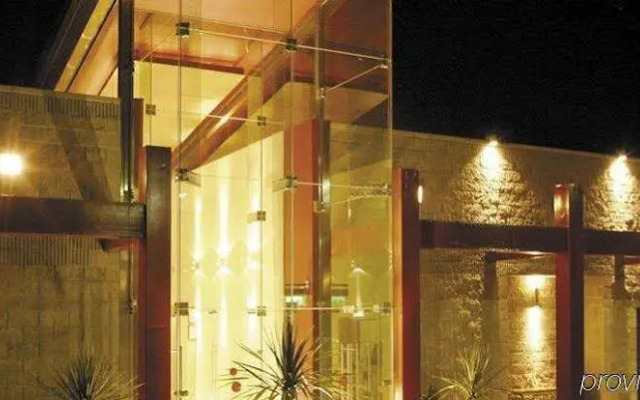 Newpark Hotel