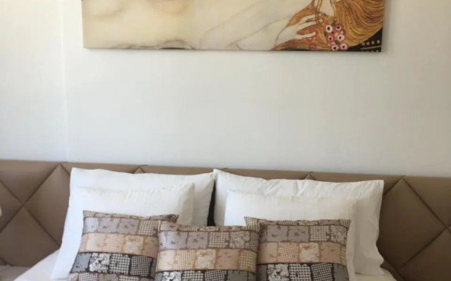Martas Lisbon Apartment