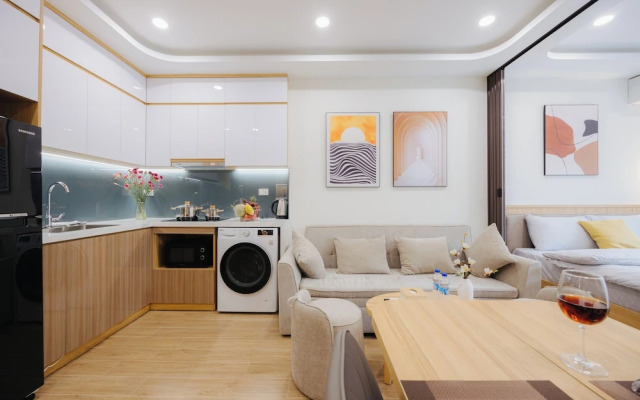 Wisteria Luxury Apartment