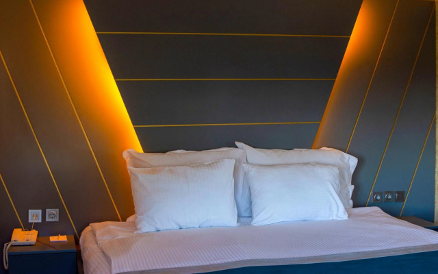 The Life Hotel & Spa