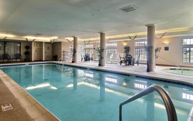 Best Western Inn & Suites Merrillville