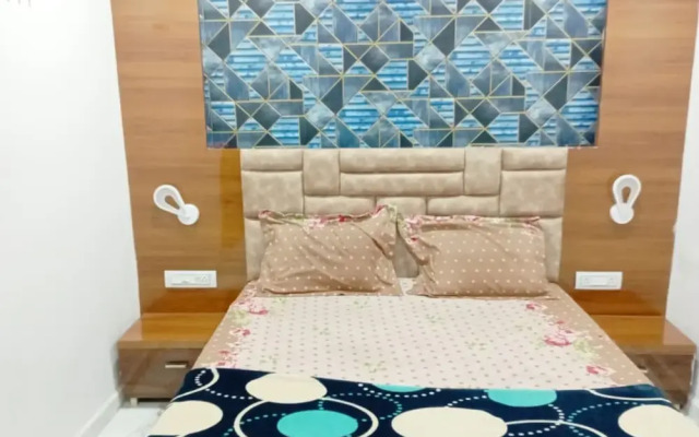 Goroomgo Sanskar Villa Ahmedabad