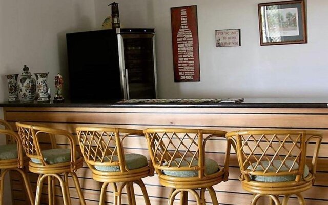 Taits Place Vineyard B & B