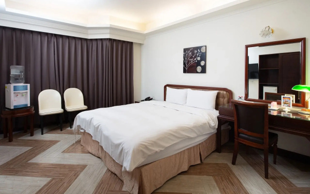 Peach Hotel