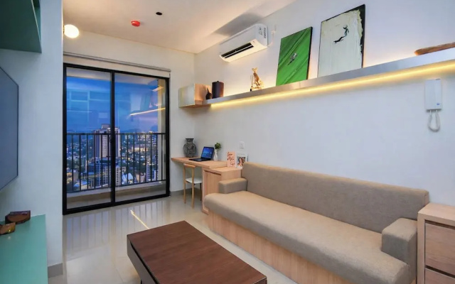 Calm And Restful 1Br At Ciputra World 2 Apartment – Guest Rooms – Jakarta