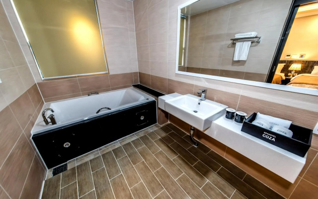 Seawater Spa Hotel Coza