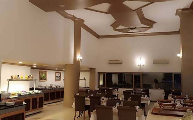 Silver Tower Residence