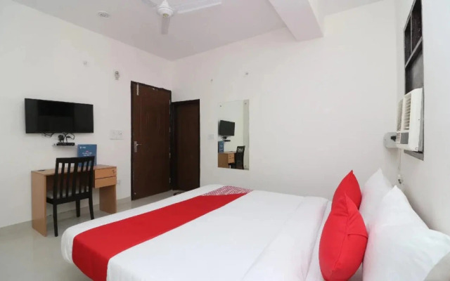 OYO Flagship 26685 Palam VIllage