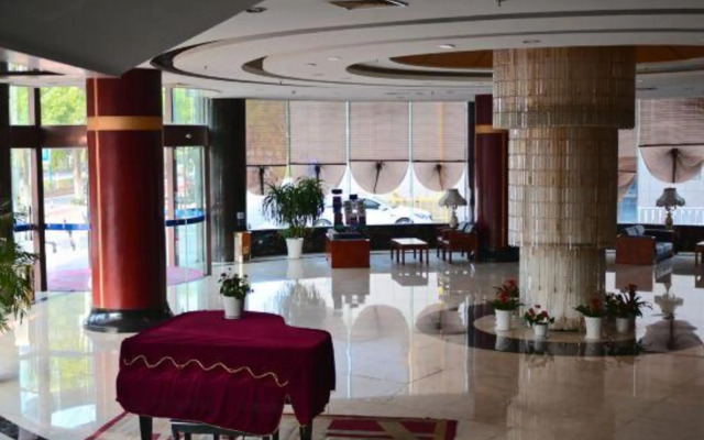 Zhejiang Jiaxing Pujing Hotel