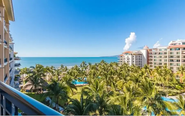 Unlimited Luxury ROSA'S CONDO
